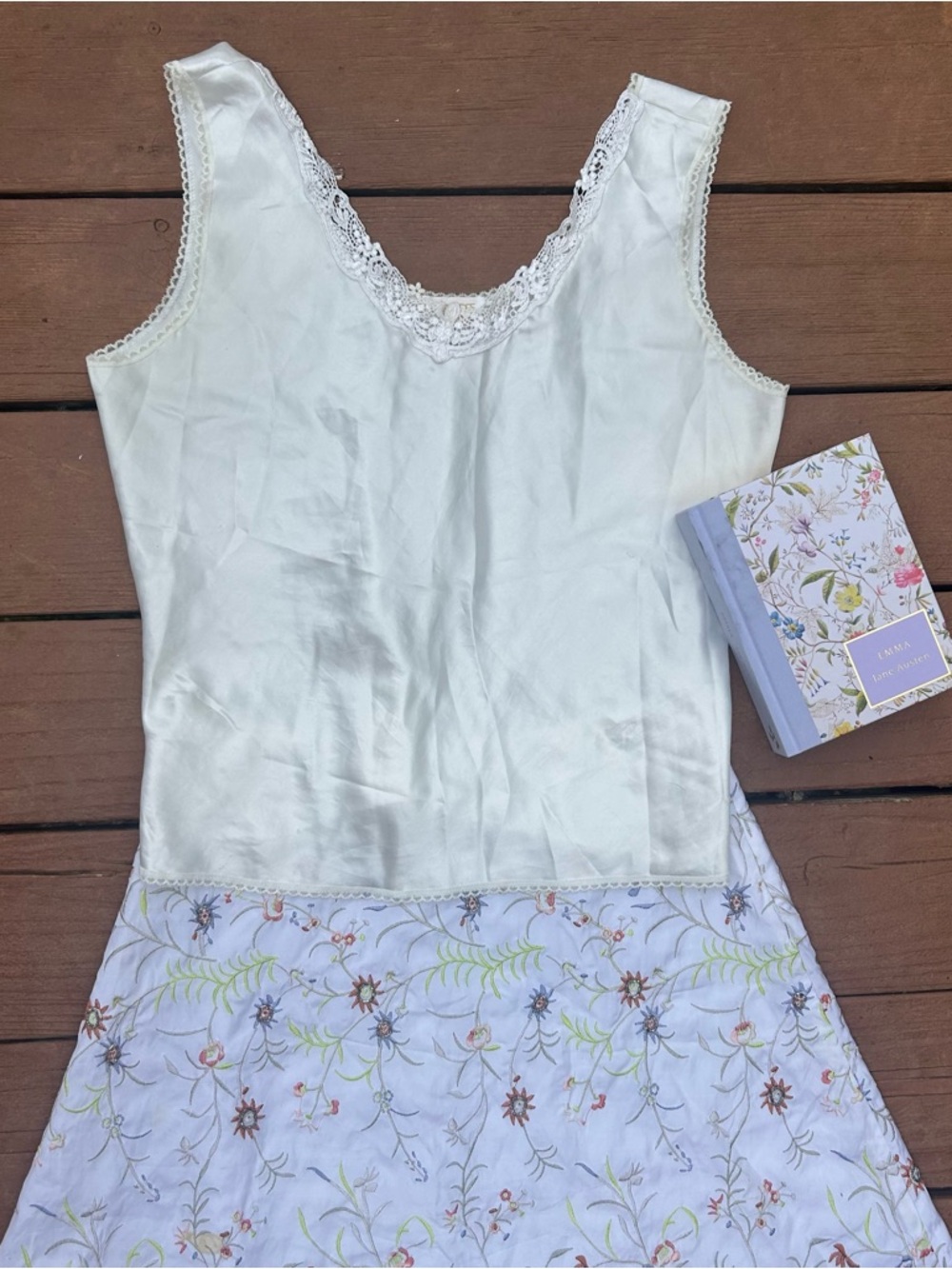 Vintage white satin Lace trim camisole tank top y2k 90s Minimalist classic